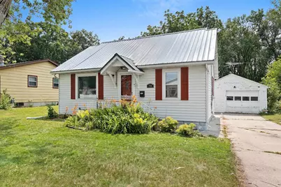 1754 Oakdale Avenue, Green Bay, WI 54302 - Photo 2