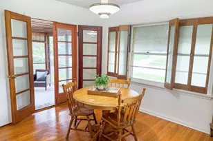 1006 Evans St, Oshkosh, WI 54901 - Photo 4