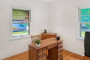 1006 Evans St, Oshkosh, WI 54901 - Photo 12