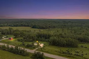 5337 State Hwy 22, Lena, WI 54139 - Photo 2