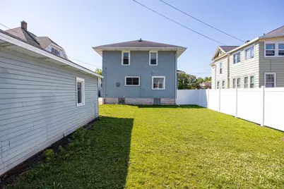 238 W Irving Avenue, Oshkosh, WI 54901 - Photo 26