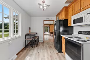 3818 Airport Rd, Oconto, WI 54153 - Photo 10