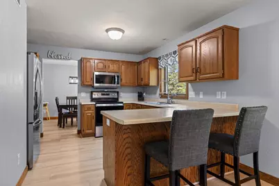 W5876 Blue Bonnet Drive, Appleton, WI 54915 - Photo 24
