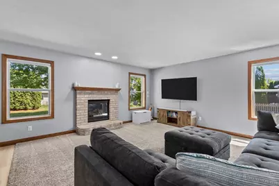W5876 Blue Bonnet Drive, Appleton, WI 54915 - Photo 28
