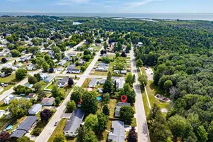 215 7th St, Oconto, WI 54153 - Photo 34