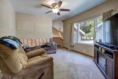 215 7th Street, Oconto, WI 54153 - Photo 10