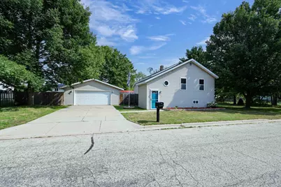 215 7th Street, Oconto, WI 54153 - Photo 2