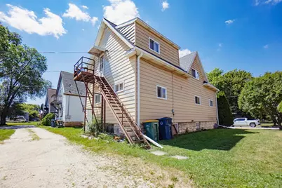 327 N Macy Street, Fond du Lac, WI 54935 - Photo 4