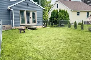 1402 W Murdock Ave, Oshkosh, WI 54901 - Photo 24