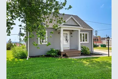 84 E North Water Street, Algoma, WI 54201 - Photo 2