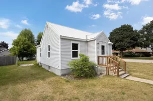 1900 16th Ave, Menominee, MI 49858 - Photo 18