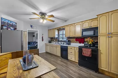 1222 Knapp Street, Oshkosh, WI 54902 - Photo 4