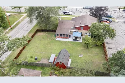 119 W Badger Street, Waupaca, WI 54981 - Photo 8