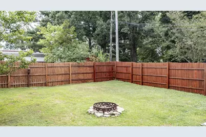 119 W Badger Street, Waupaca, WI 54981 - Photo 6