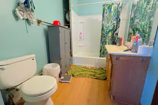 843 W 9th Ave, Oshkosh, WI 54902 - Photo 8