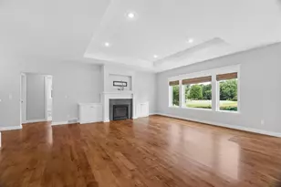 3361 Langdon St, Green Bay, WI 54311 - Photo 6
