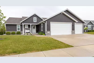 2901 E Turquoise Lane, Appleton, WI 54913 - Photo 1