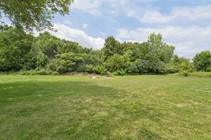 W5102 Carney Rd, Hilbert, WI 54129 - Photo 4
