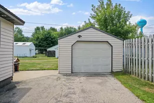 120 5th St, Oconto, WI 54153 - Photo 24