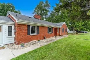 434 Beaupre St, Green Bay, WI 54301 - Photo 4