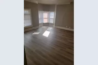 803 N Broadway, Green Bay, WI 54303 - Photo 24