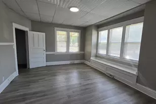 803 N Broadway, Green Bay, WI 54303 - Photo 32
