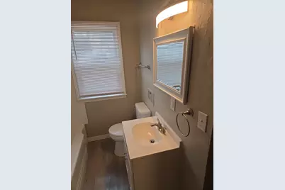803 N Broadway, Green Bay, WI 54303 - Photo 60