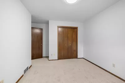 2100 Westline Road, Green Bay, WI 54313 - Photo 22