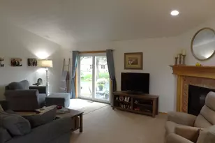 209 Windfield Ct, Wrightstown, WI 54180 - Photo 4