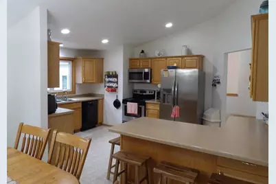 209 Windfield Court, Wrightstown, WI 54180 - Photo 6