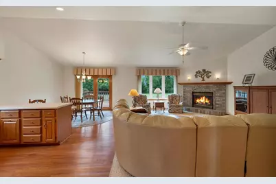 3429 East River Drive, Green Bay, WI 54301 - Photo 16