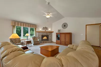 3429 East River Drive, Green Bay, WI 54301 - Photo 12