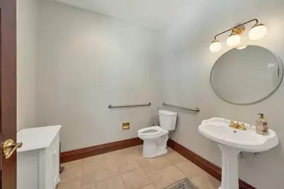 125 S Quincy Street, Green Bay, WI 54301 - Photo 10