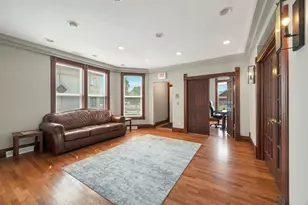 125 S Quincy St, Green Bay, WI 54301 - Photo 2