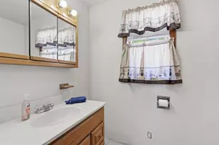 526 Boyd St, Oshkosh, WI 54901 - Photo 10