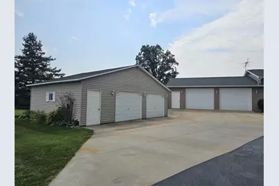 N2687 Zastrow Road, Weyauwega, WI 54983 - Photo 2