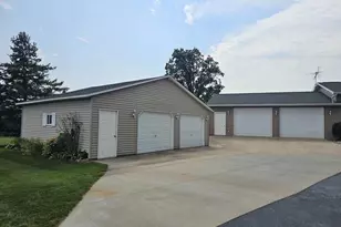 N2687 Zastrow Rd, Weyauwega, WI 54983 - Photo 2