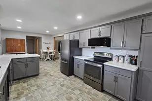 N2687 Zastrow Rd, Weyauwega, WI 54983 - Photo 16