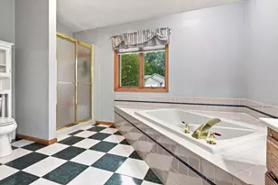 2420 Brantwood Dr, Neenah, WI 54956 - Photo 20
