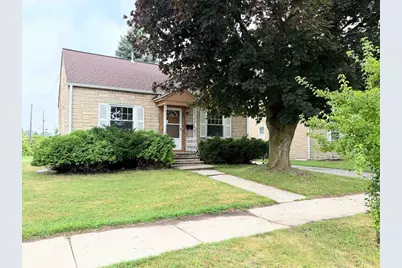 1541 Elm Street, Green Bay, WI 54302 - Photo 1