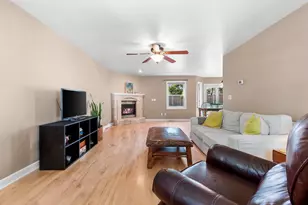 839 Mandalay Terrace, De Pere, WI 54115 - Photo 10