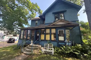 312 E Garfield Ave, Marion, WI 54950 - Photo 2