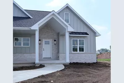 773 Royal St Pats Drive, Wrightstown, WI 54180 - Photo 2