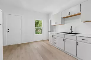 840 Jackson St, Oshkosh, WI 54901 - Photo 10