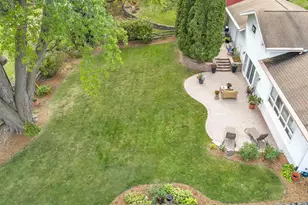 2697 Beaumont St, Green Bay, WI 54301 - Photo 2