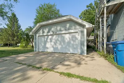 1213 Grand Street, Oshkosh, WI 54901 - Photo 20