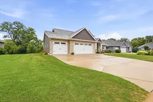 2259 Mahogany Trail, De Pere, WI 54115 - Photo 40