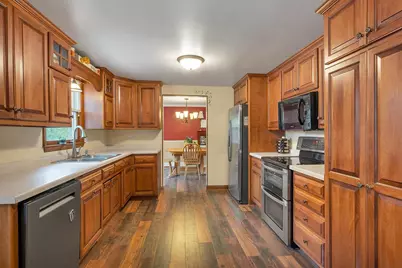 611 Waubaunuqua Trail, De Pere, WI 54115 - Photo 12