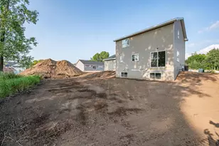 1631 Emerson Ct, Green Bay, WI 54313 - Photo 44