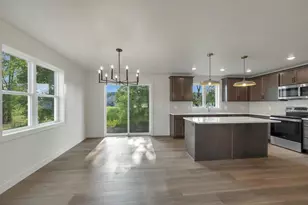 1631 Emerson Ct, Green Bay, WI 54313 - Photo 16